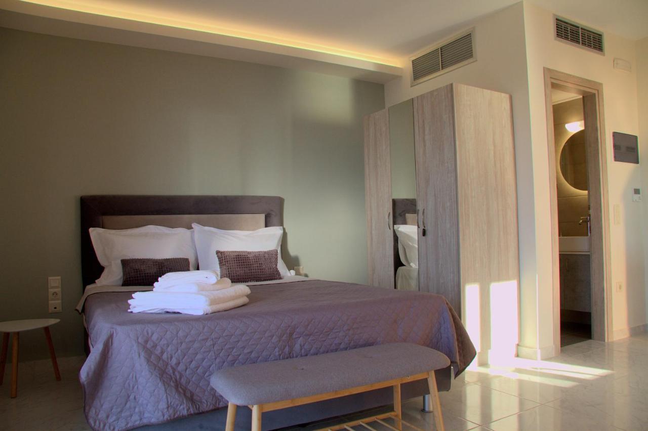 Melikiron Luxury Apartments อาโยส นิกีตัส ภายนอก รูปภาพ