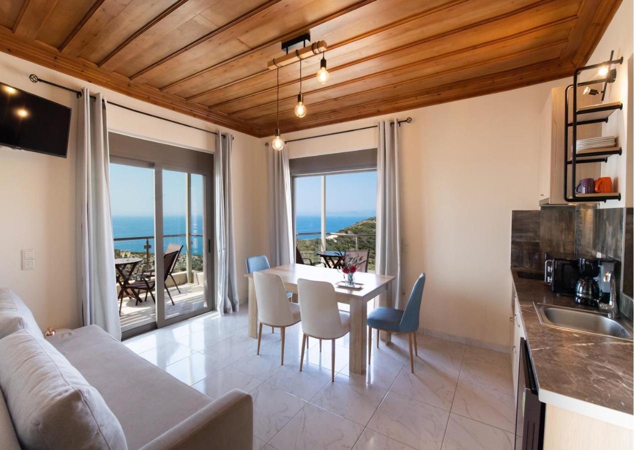 Melikiron Luxury Apartments อาโยส นิกีตัส ภายนอก รูปภาพ