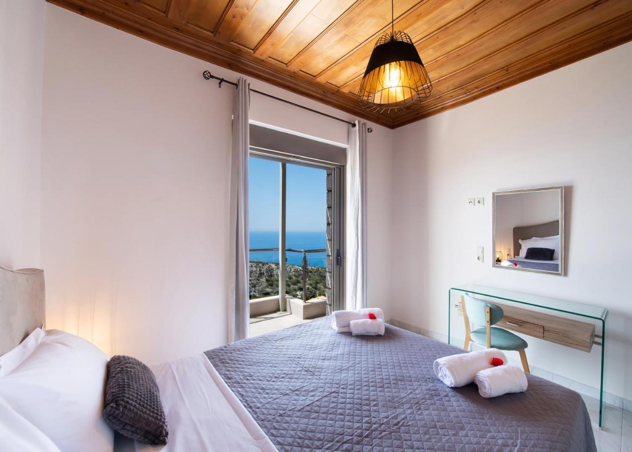 Melikiron Luxury Apartments อาโยส นิกีตัส ภายนอก รูปภาพ